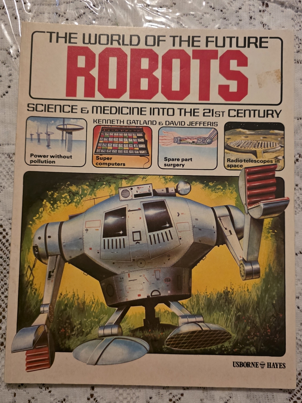 Vintage Usborne The World of the Future: Robots Illustrated Book